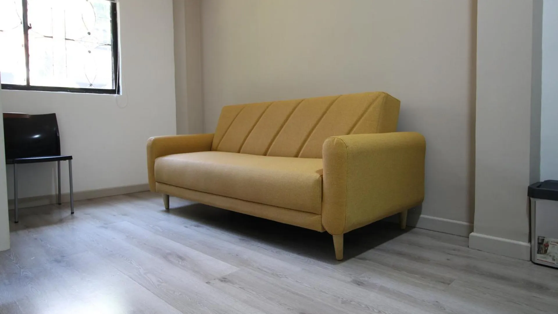 Apartment Economica Suite En Sector Manila El Poblado M102 By Roots Rentals Medellin