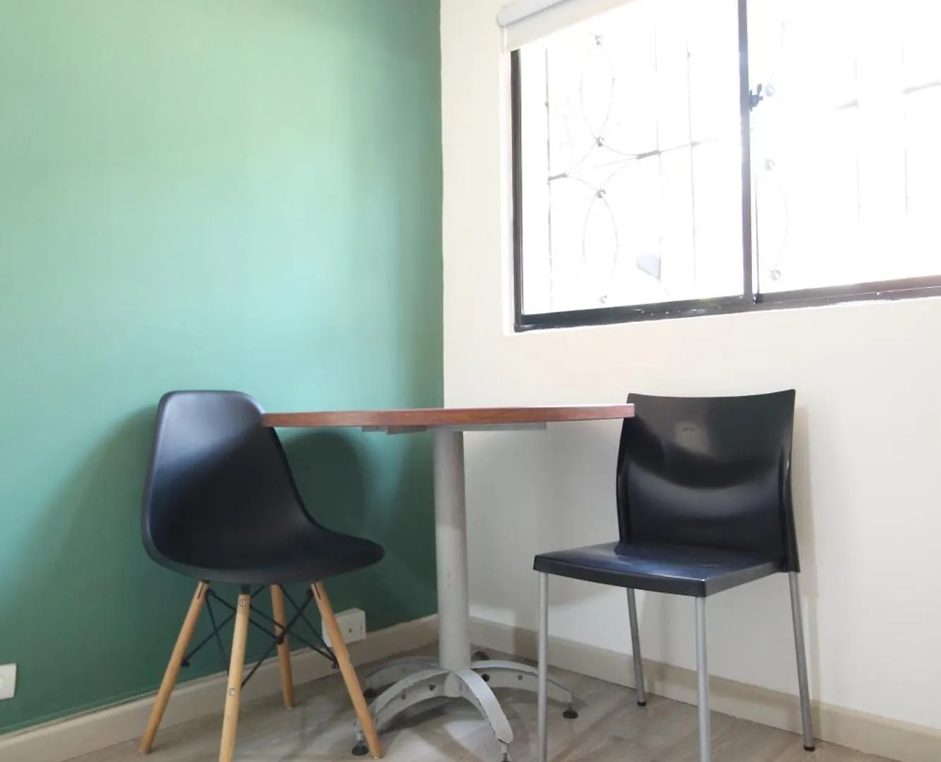 Apartment Economica Suite En Sector Manila El Poblado M102 By Roots Rentals Medellin